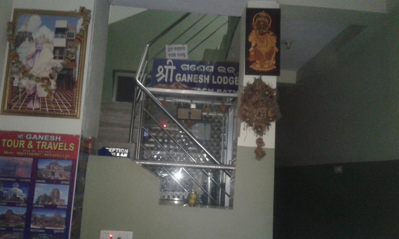 Ganesh Lodge Puri Ngoại thất bức ảnh